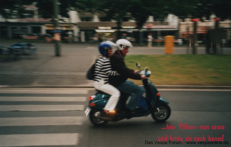Vespa_3.jpg