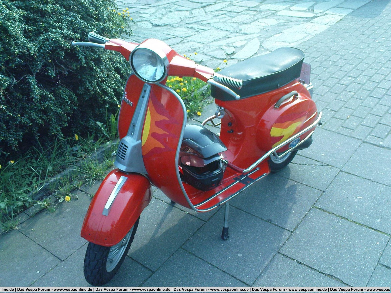 Vespa2.jpg