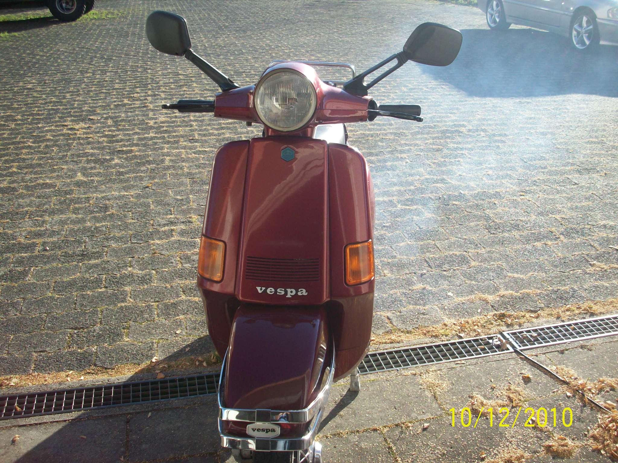 Vespa Cosa 200