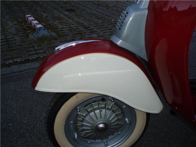 Vespa 16