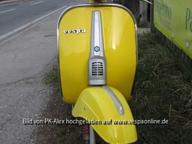 Neue_Vespas_29_03_2012_015